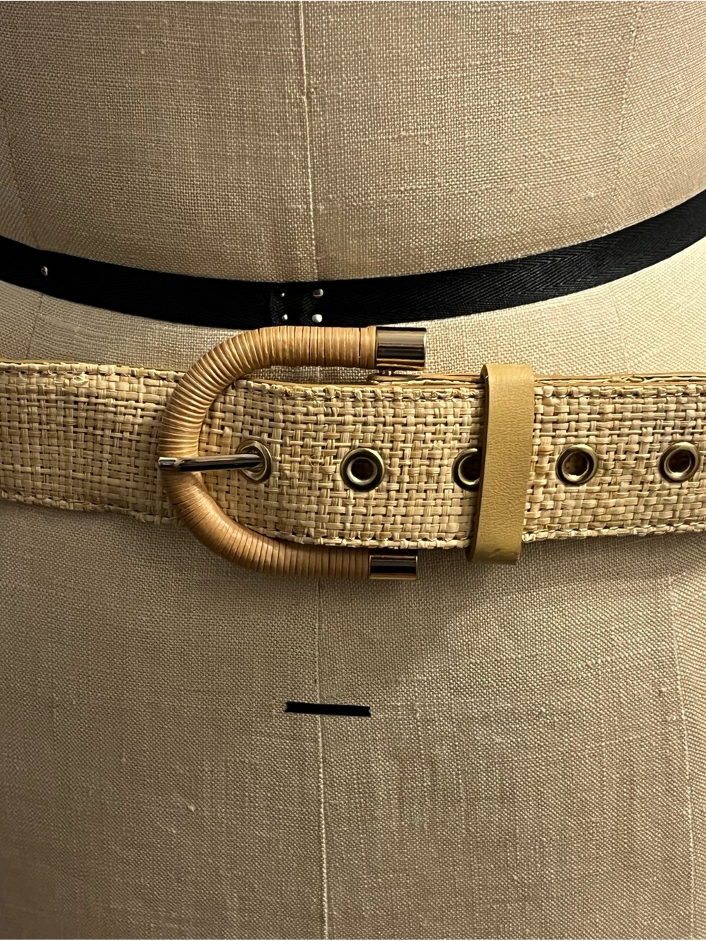 Woven Straw Waist Belt with Gold-Tone Buckle - Natural